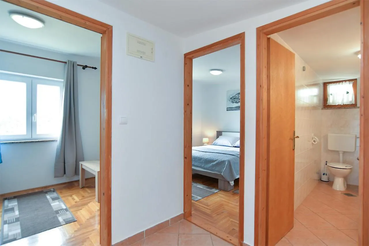 Apartments Fazana 407